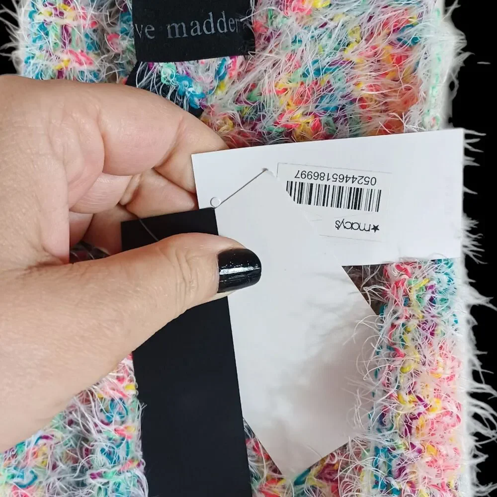 Steve Madden NWT Fuzzy Eyelash Knit Infinity Loop Scarf Pastel Rainbow Soft Cozy